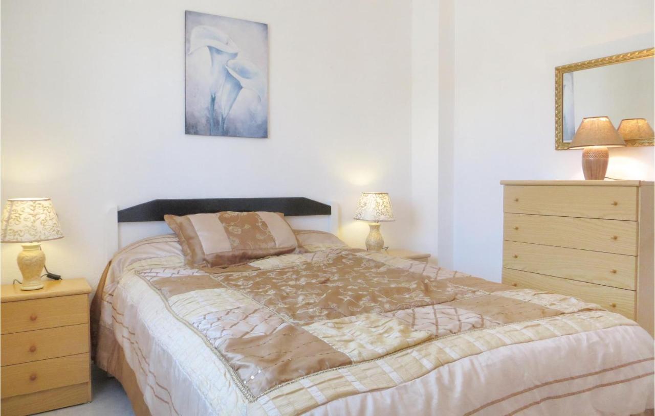 Amazing Apartment In Torrevieja With Kitchen Esterno foto